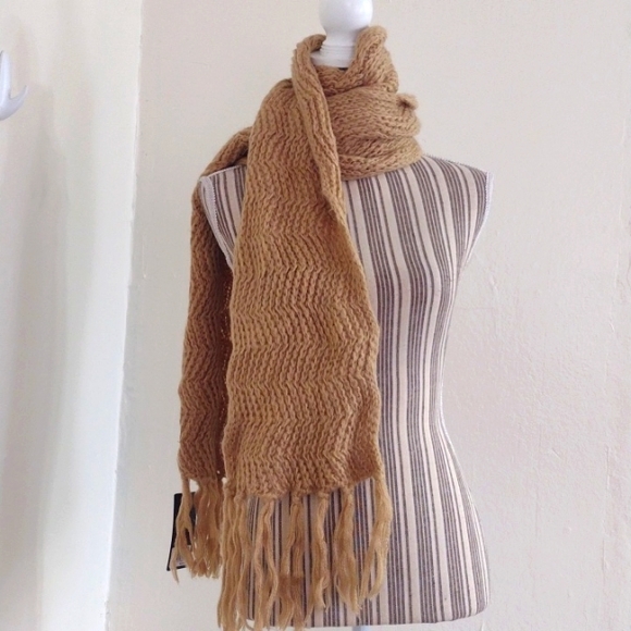 Rampage Tan Super Soft Knit Scarf w/ Fringe OS NWT NEW - Picture 3 of 10